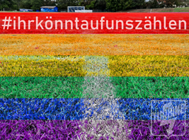 #ihrkönntaufunszählen⁠ Gegen Homophobie im Fußball