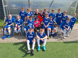 Unsere D2-Junioren nach dem Sieg gegen den Post TSV Halle