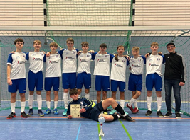 Unsere B1-Junioren holen die Silbermedaille beim Turnier des TSV Schochwitz