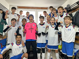 Jubel bei unserer U13 nach dem Sieg in Olvenstedt