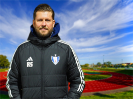 Robin Seitenglanz steht auch 2026/2027 an der Seitenlinie unserer Landesligamannschaft